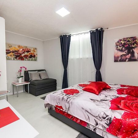 Apartment Romanov Beograd Bagian luar foto