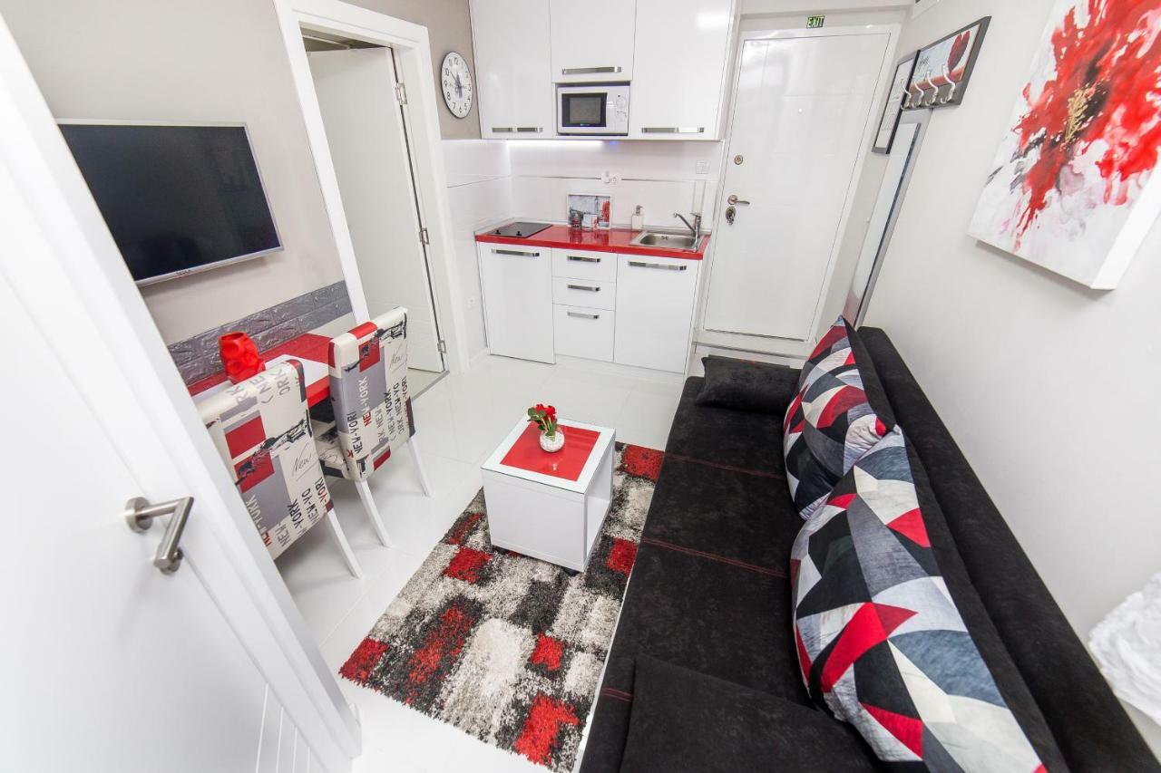 Apartment Romanov Beograd Bagian luar foto